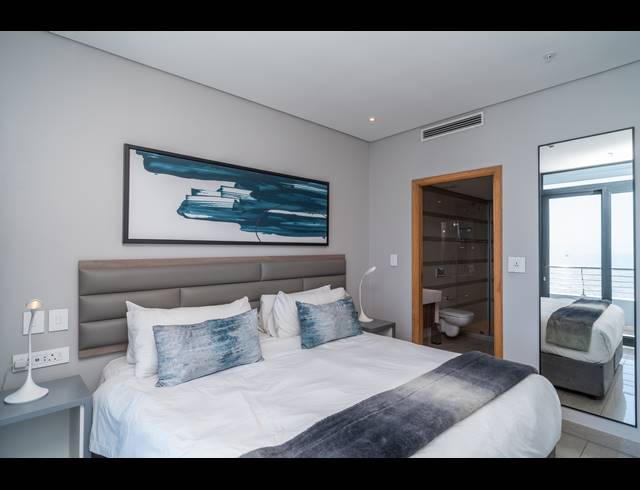 2 BEDROOM APARTMENT FOR SALE IN UMHLANGA CENTRAL